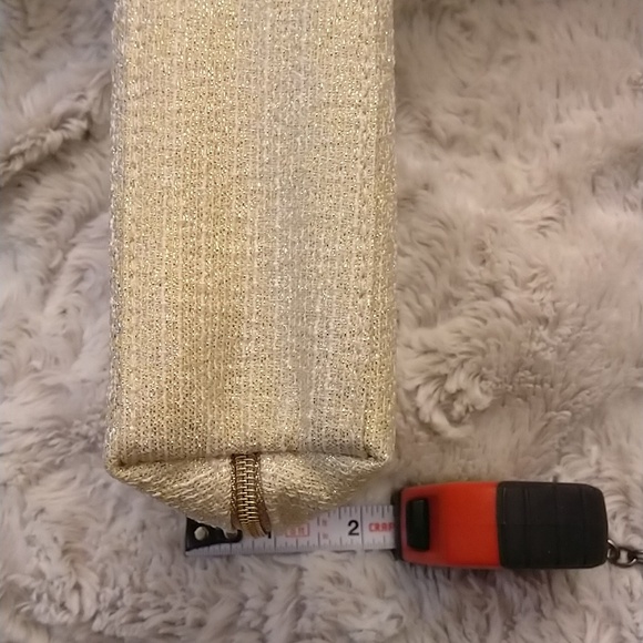 Christian Dior LE Gold Cosmetics Bag in Iconic LE Gold Embellished White Box - Picture 7 of 13